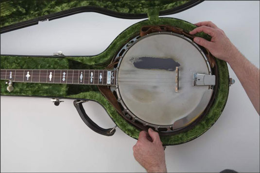 A comprehensive Guide to Banjo Straps: All Your Questions Answered! 
