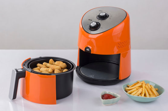 Find Out Why 49,000  Shoppers Love This Cheap Air Fryer - The Manual